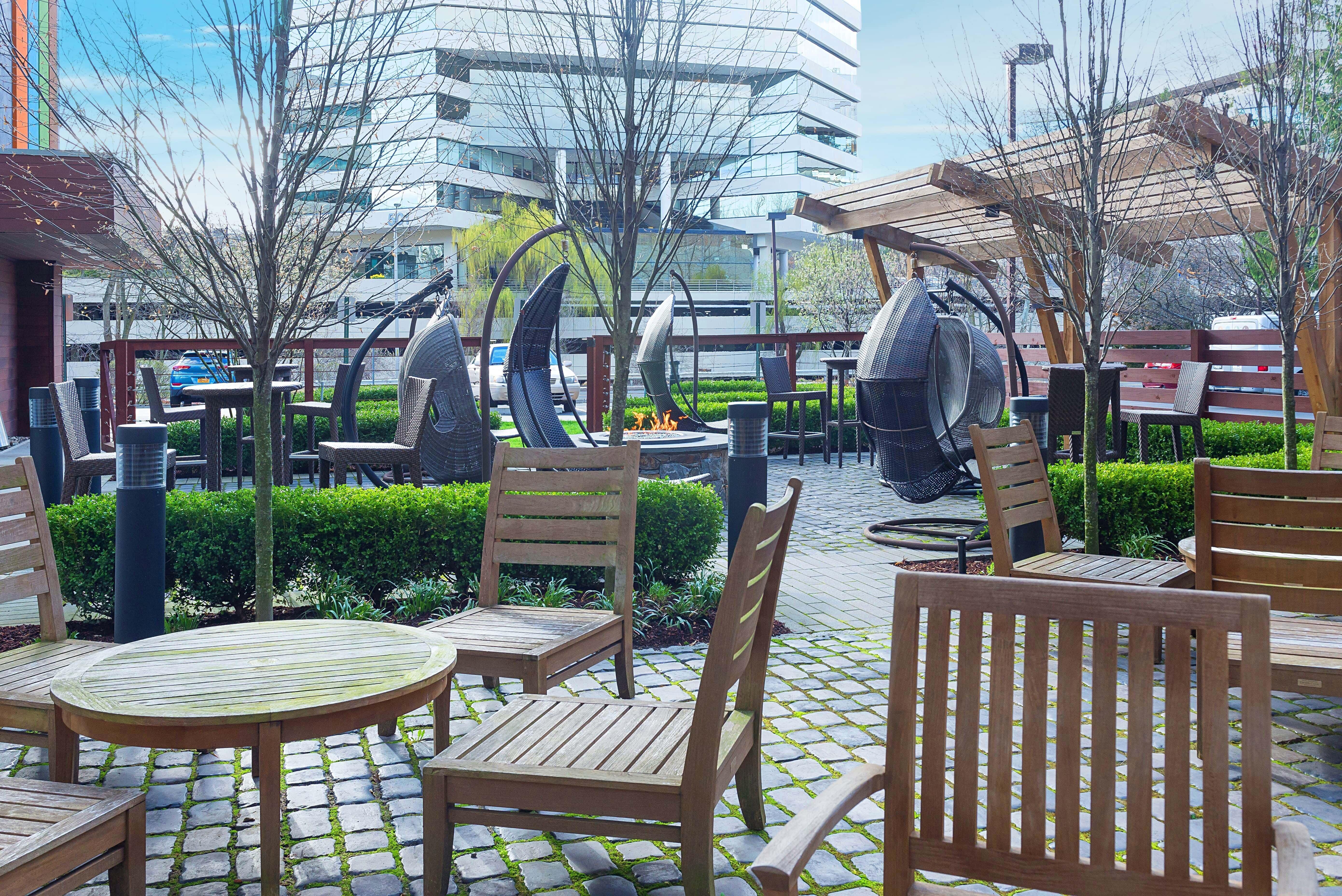 Even Hotel Norwalk By Ihg Екстериор снимка